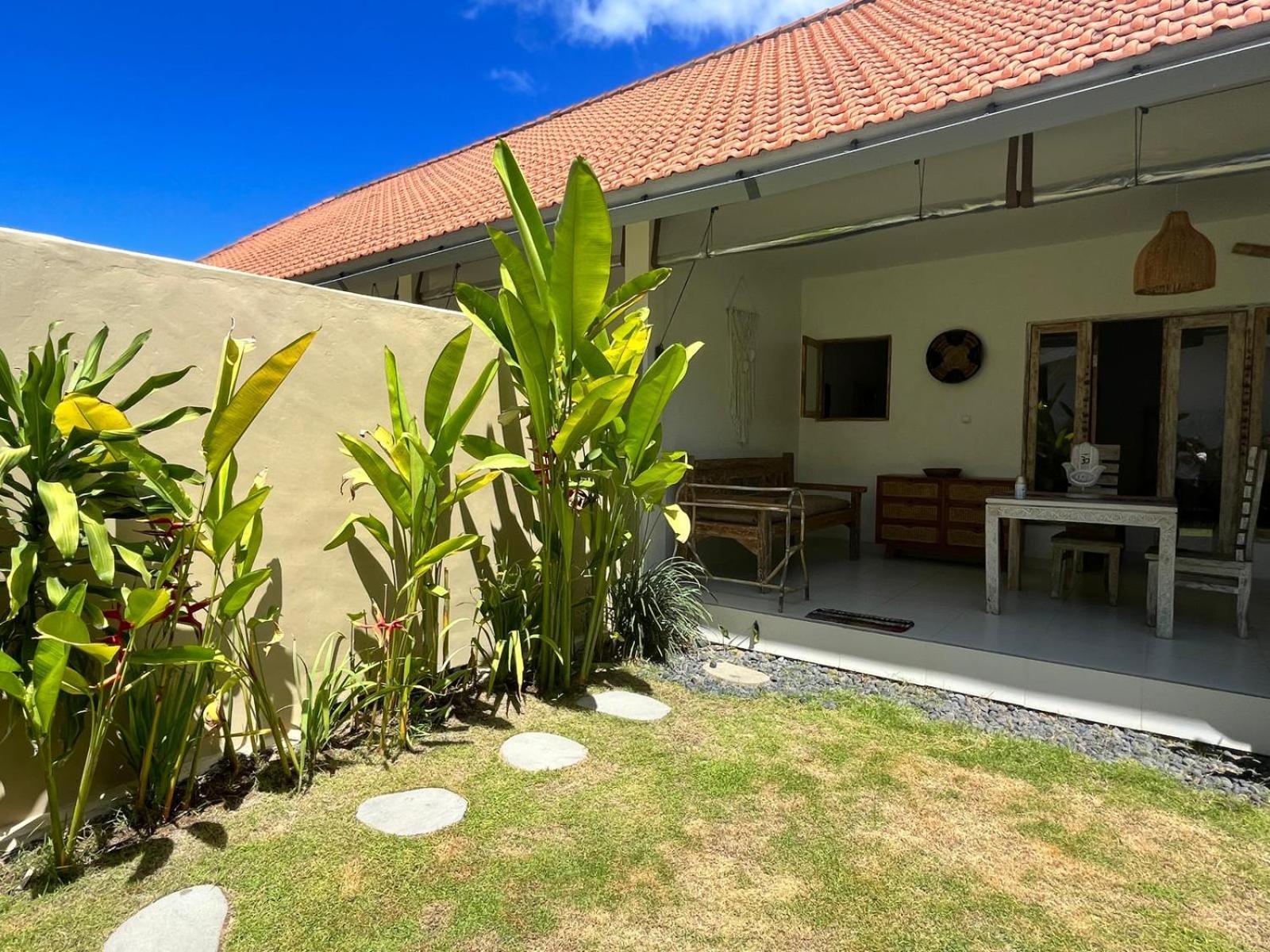 Pura Vida Villa Uluwatu Екстериор снимка