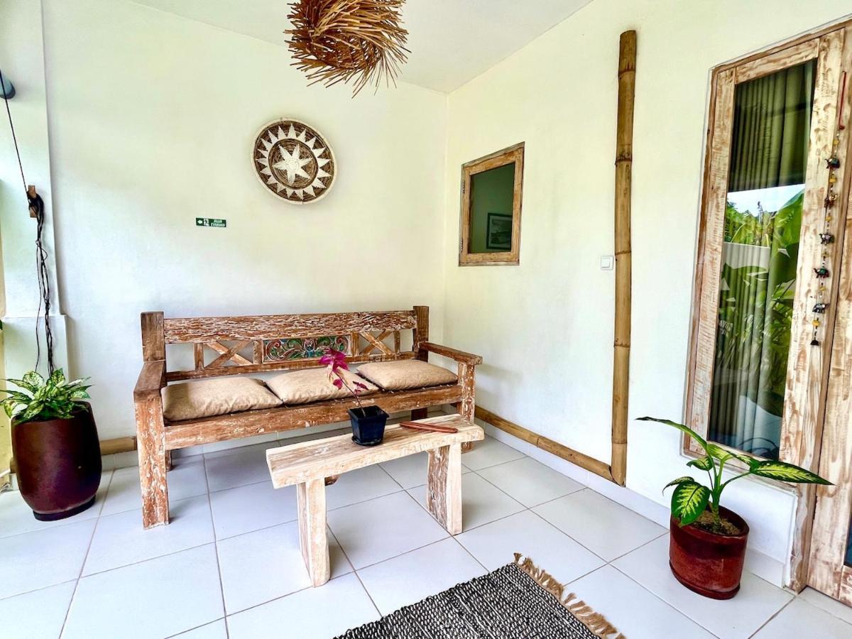 Pura Vida Villa Uluwatu Екстериор снимка